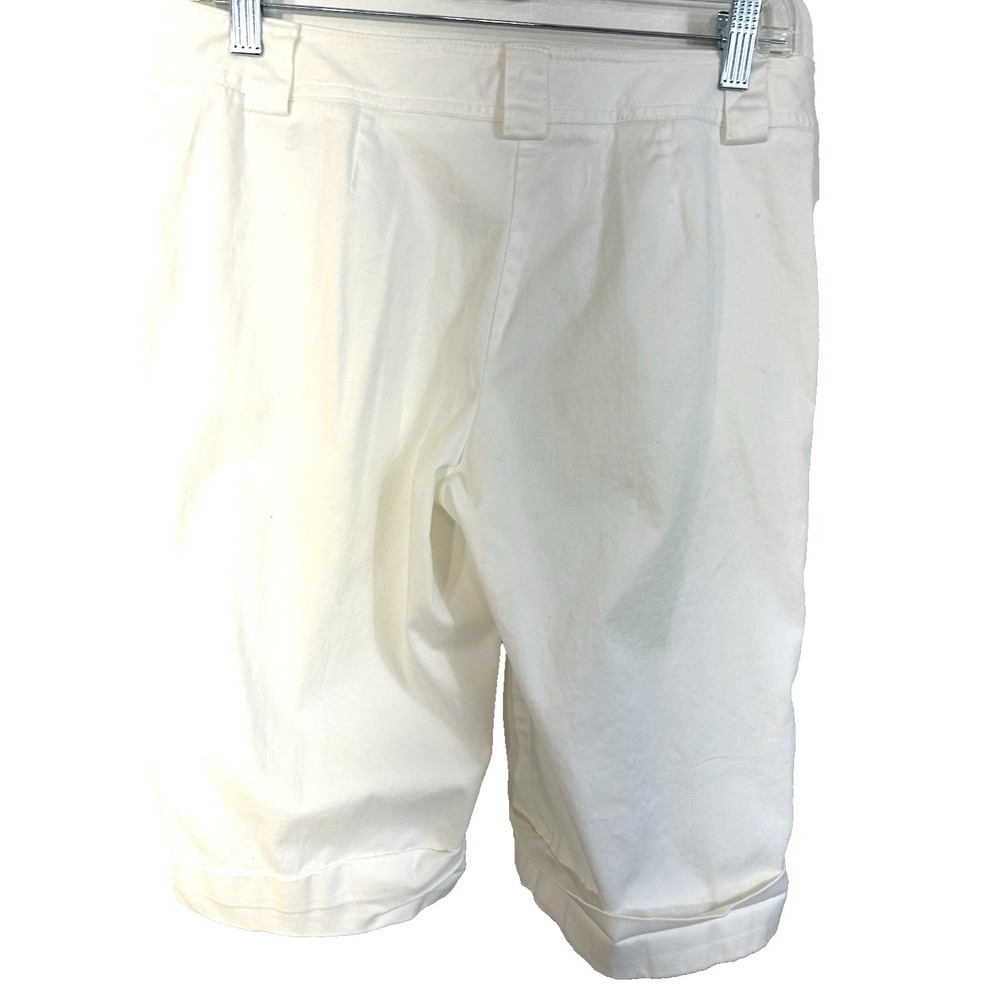 White Cotton Ladies Bermuda Shorts Coquette Beachy Size 6 - Picture 2 of 9